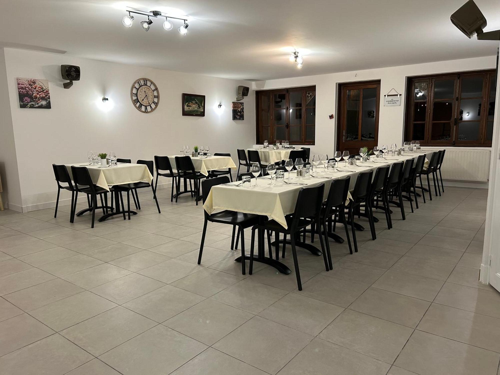 Jas Hotel Comme Chez Soi מראה חיצוני תמונה